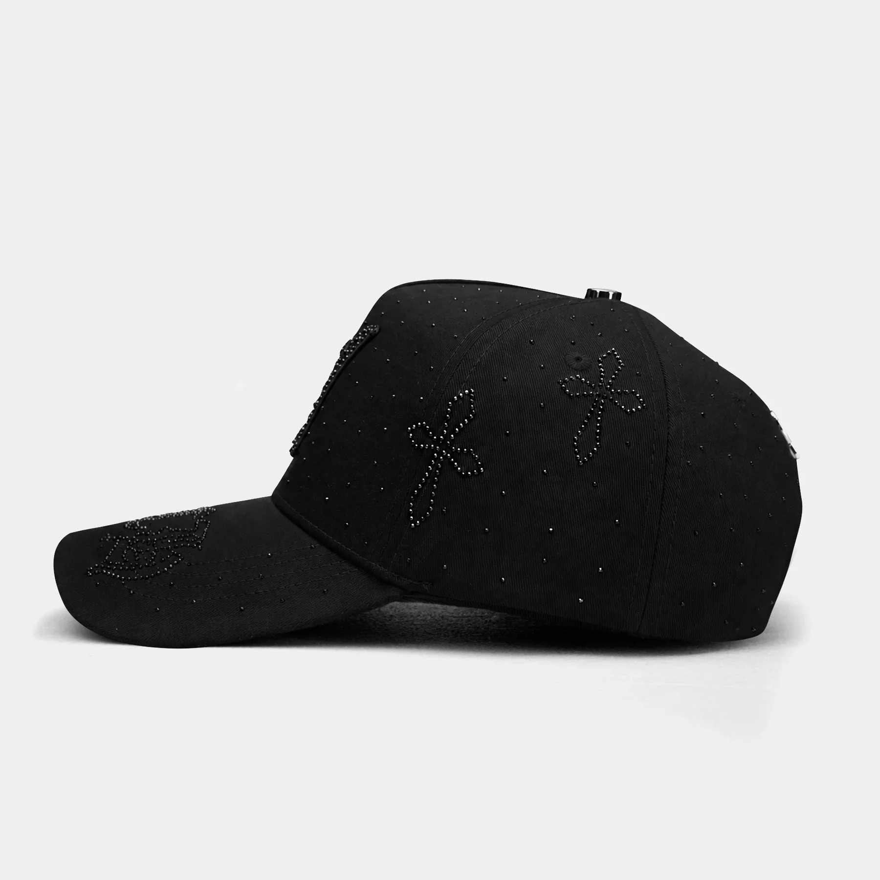 “The One” Collection — The Ice edition · Visakion